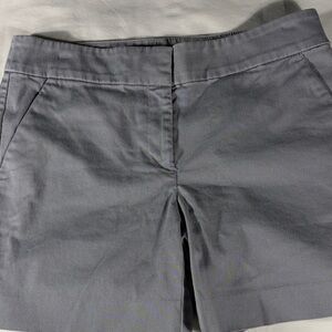 LOFT womens grey The Riveria Short flat front 6" inseam chino shorts - size 2